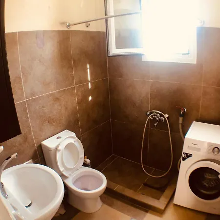 Вилла Metropolis House/villa With Garden & Pool-jacuzzi