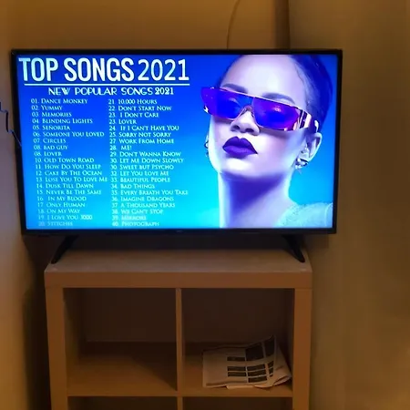 Metropolis House/villa With Garden & Pool-jacuzzi Вилла *