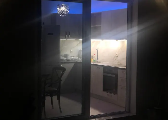 Villa Metropolis House/villa With Garden & Pool-jacuzzi *